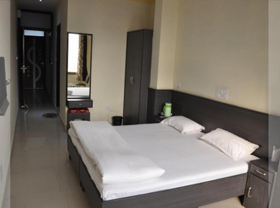 جايبور Hotel Soni Space الغرفة الصورة